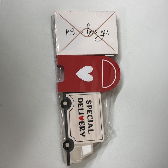 Target BP 2023 Valentines Day Envelope, Mailbox and Truck Sign - Picture 4 of 12